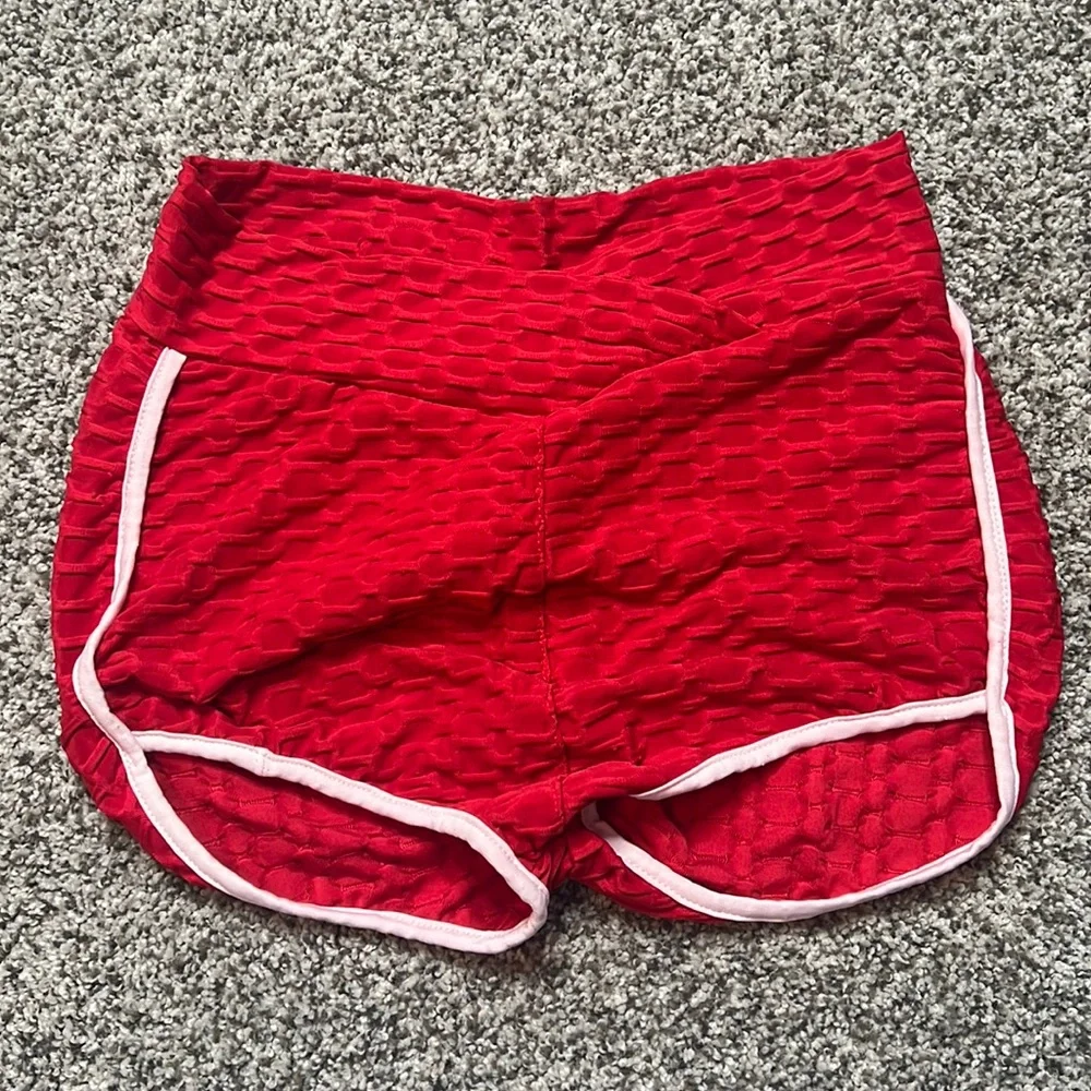 Shorts - Picture 1 of 2